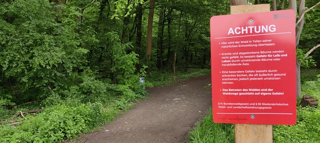 Die neuen Hinweisschilder im Ladeholz&nbsp;&copy;&nbsp;Stadt Sehnde